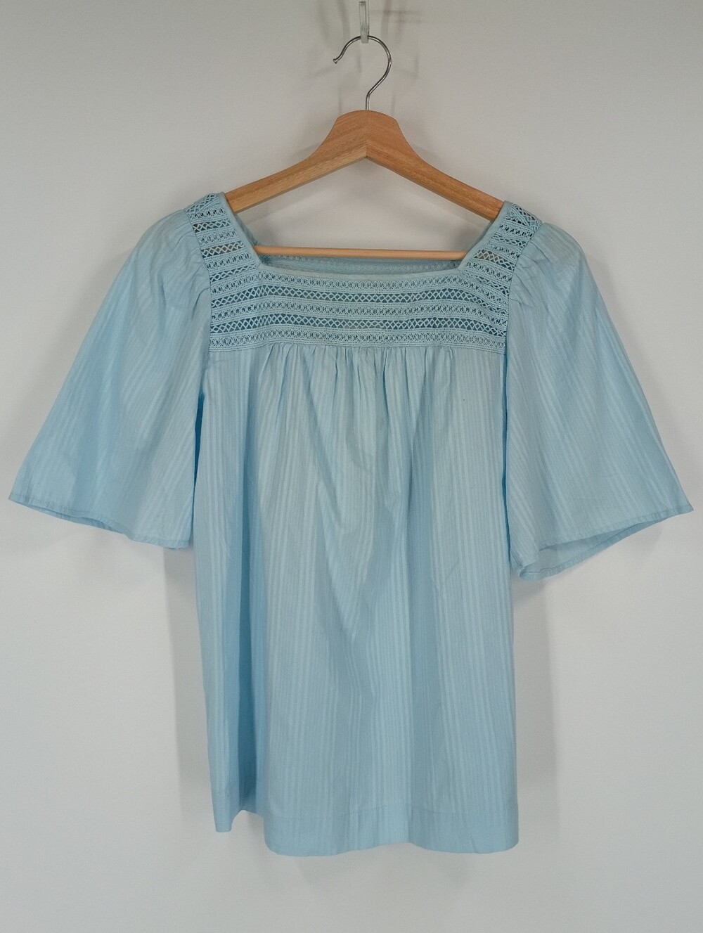 Gap Lace Yoke Short Sleeve Blouse